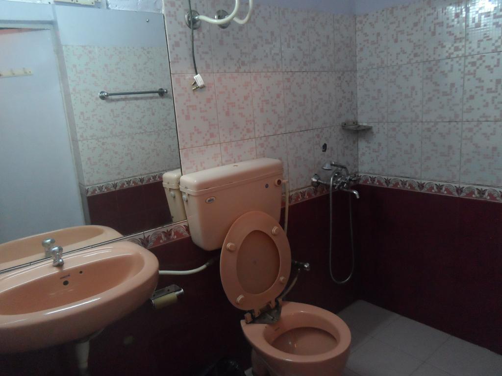 ماكليود غانج Mcleodganj Bed & Breakfast الغرفة الصورة